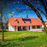 Vendégház Rozmaring