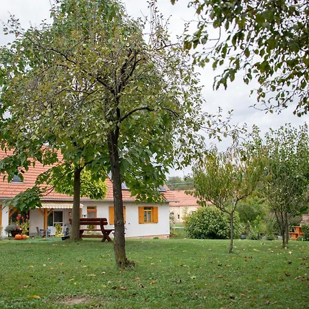 Rozmaring Vendeghaz Penzion