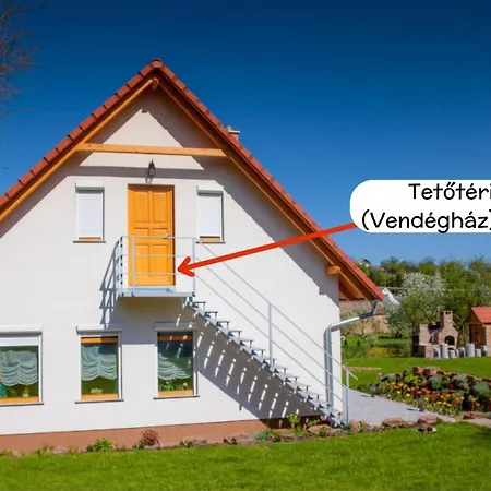 Rozmaring Vendeghaz 3*