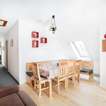 Guest house Rozmaring Vendeghaz Zengovarkony