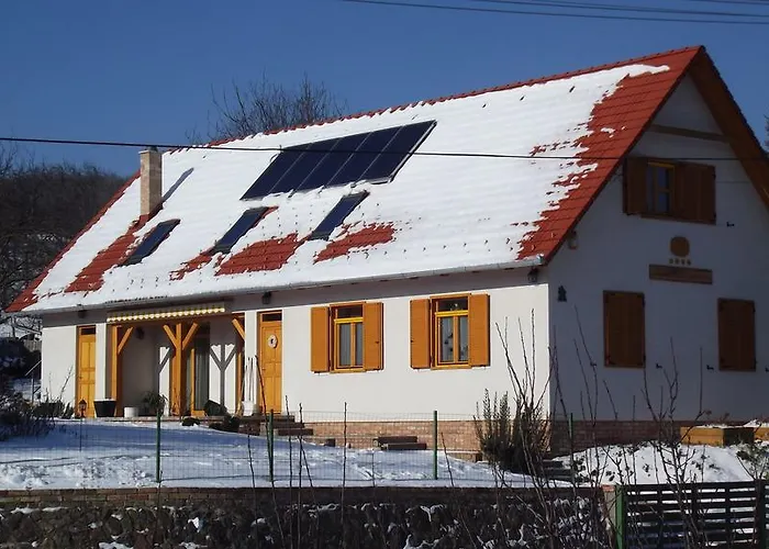 Pensionat Rozmaring Vendeghaz 3*
