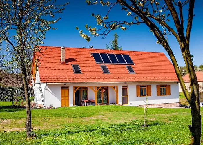 Pensionat Rozmaring Vendeghaz Zengővárkony